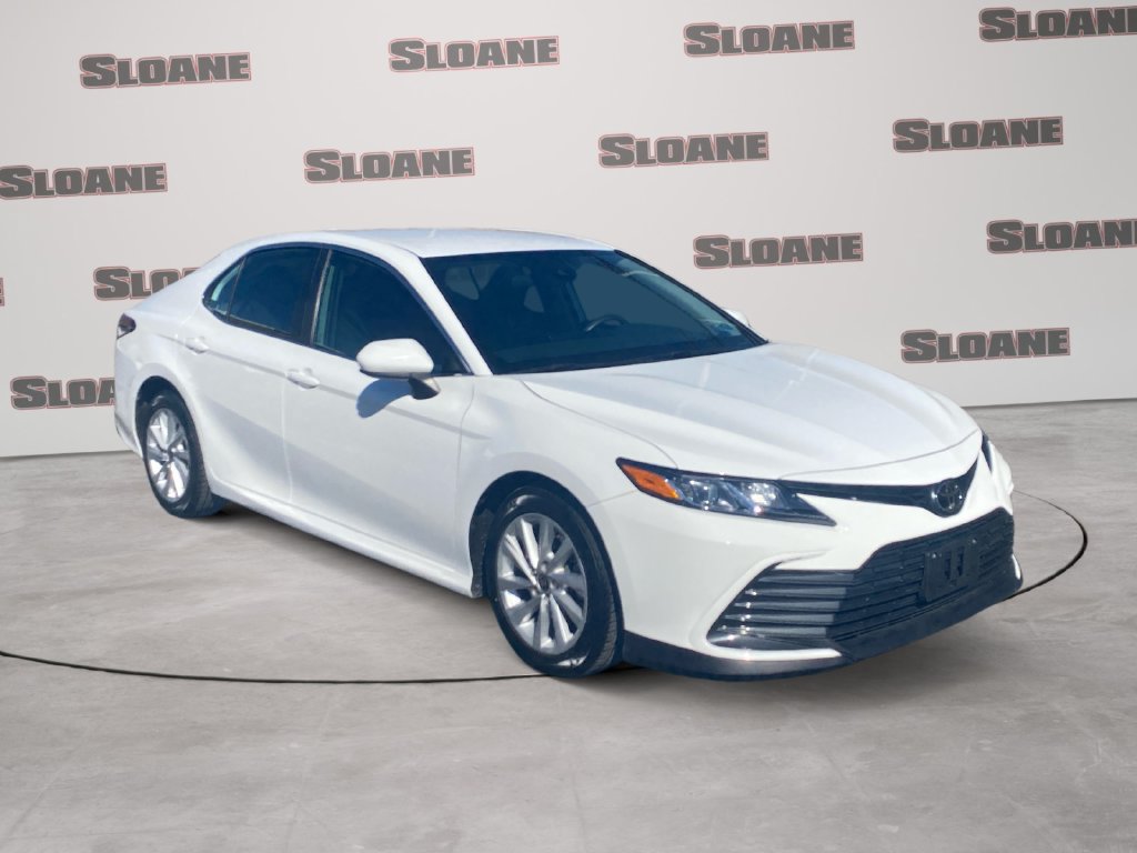 Used 2023 Toyota Camry LE FWD image 7