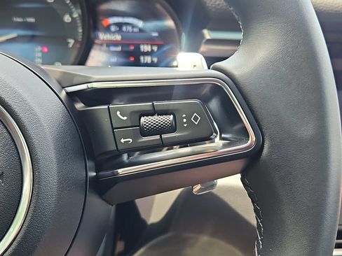 Certified 2026 Porsche Macan AWD/4WD image 29