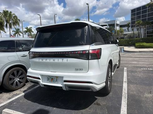 Used 2025 INFINITI QX80 Luxe RWD image 13