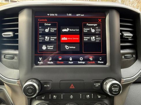 Used 2021 RAM 1500 Laramie image 22