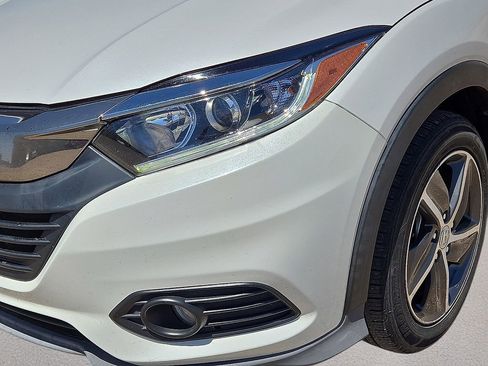 Used 2021 Honda HR-V EX image 9