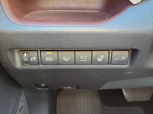 Used 2022 Toyota RAV4 Limited AWD/4WD image 26