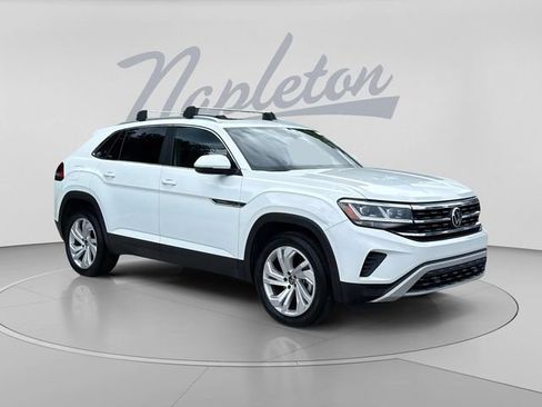 Certified 2021 Volkswagen Atlas Cross Sport SEL AWD/4WD image 3