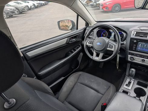 Used 2017 Subaru Legacy 2.5i Premium image 9