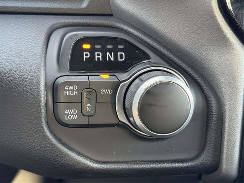 Used 2024 RAM 2500 Big Horn w/ Safety Group image 20