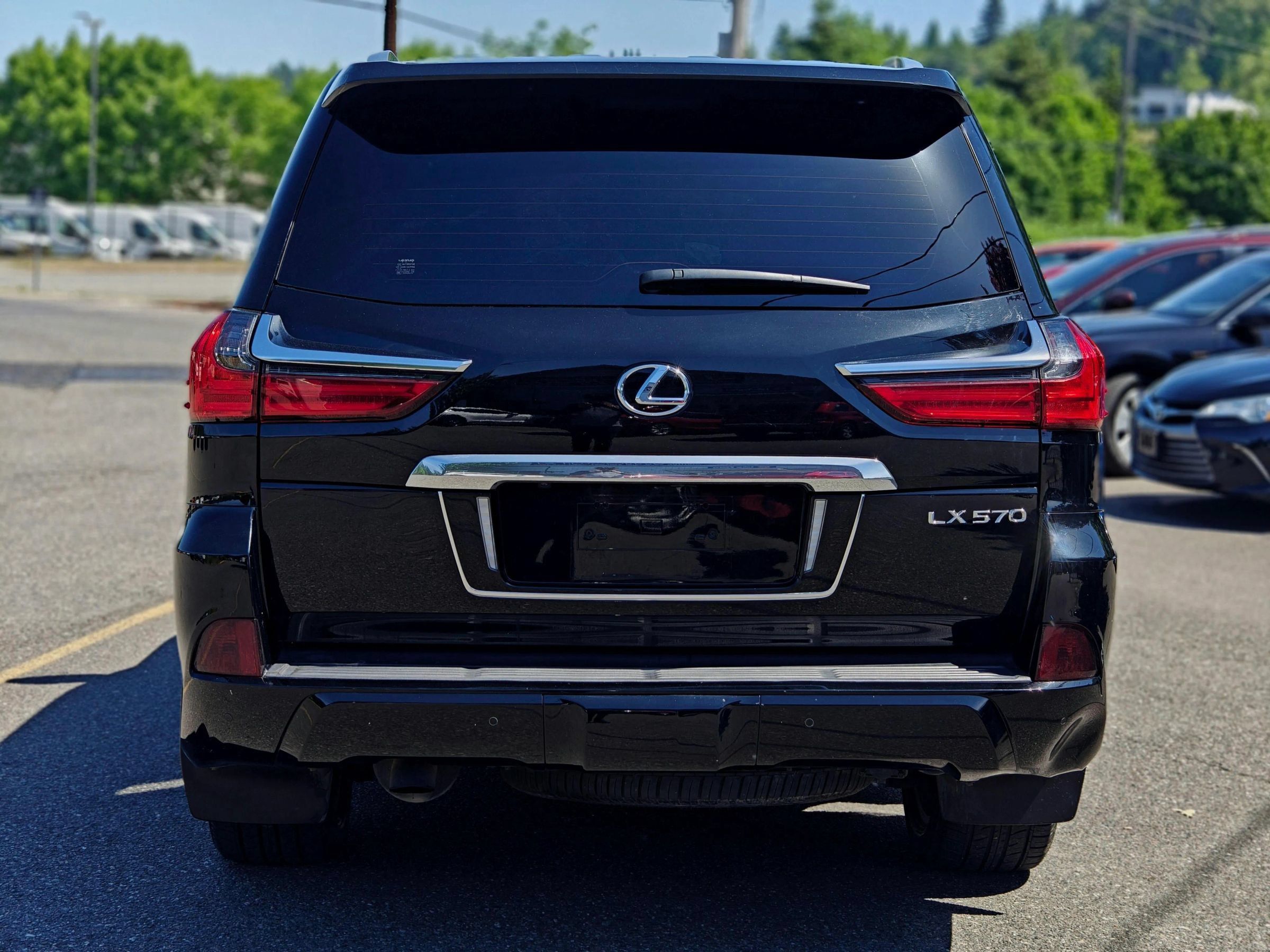 Used 2018 Lexus LX 570 4WD image 7