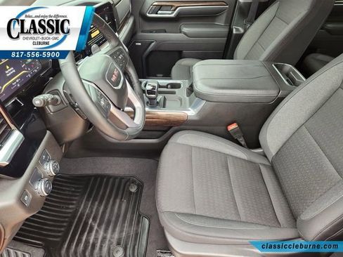 Used 2025 GMC Sierra 1500 Elevation w/ Preferred Package image 24