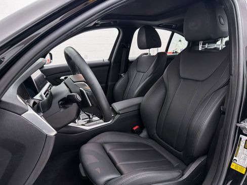 Used 2019 BMW 330i Sedan w/ Convenience Package image 19