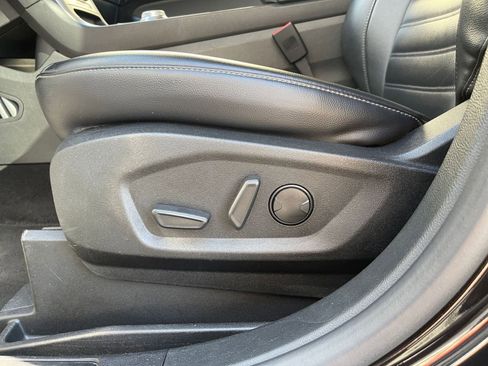 Used 2022 Ford Edge SEL image 23