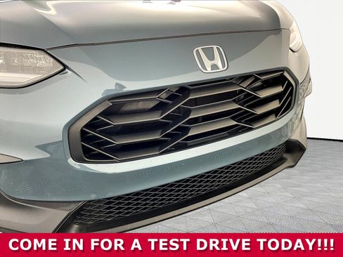 Used 2024 Honda HR-V Sport image 29