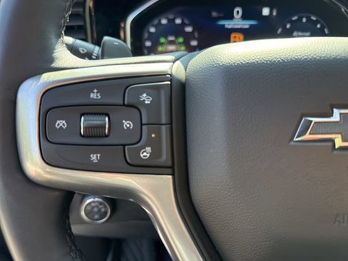 Used 2022 Chevrolet Silverado 1500 LT Trail Boss w/ LT Trail Boss Premium Package AWD/4WD image 24