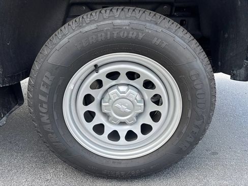 Certified 2026 Chevrolet Colorado W/T RWD image 22
