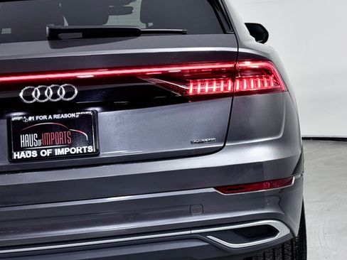 Used 2019 Audi Q8 Premium Plus w/ Premium Plus image 14