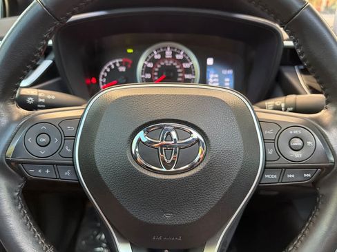 Used 2022 Toyota Corolla SE w/ SE Premium Package FWD image 23