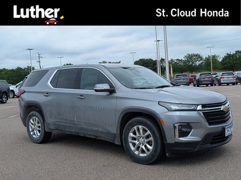 Used 2024 Chevrolet Traverse LS w/ Safety Package AWD/4WD image 1
