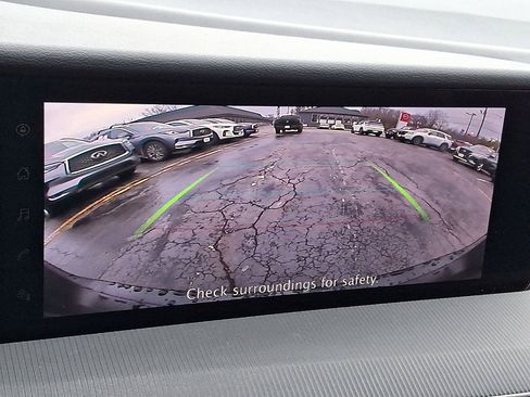 Used 2025 Nissan Murano SV image 15