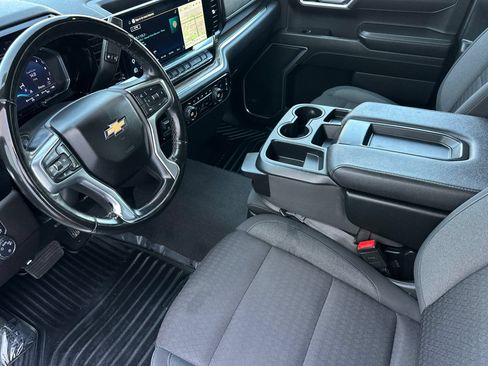 Used 2025 Chevrolet Silverado 1500 LT RWD image 10