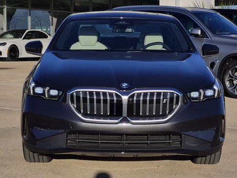 Certified 2024 BMW i5 eDrive40i w/ M Sport Package image 2