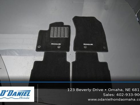 Used 2023 Nissan Rogue SL w/ SL Premium Package AWD/4WD image 39
