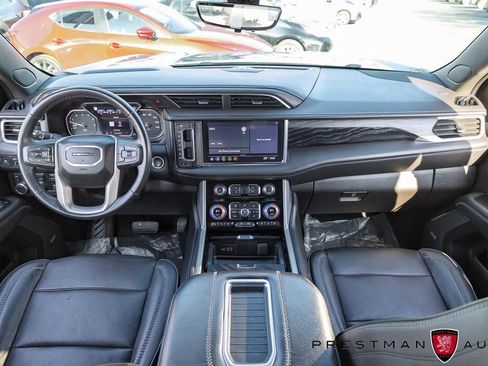 Used 2021 GMC Yukon XL Denali w/ Denali Premium Package image 46