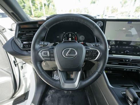 Used 2024 Lexus TX 350 FWD image 8