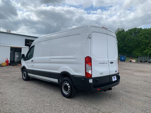 Used 2017 Ford Transit 350 148 Medium Roof image 5