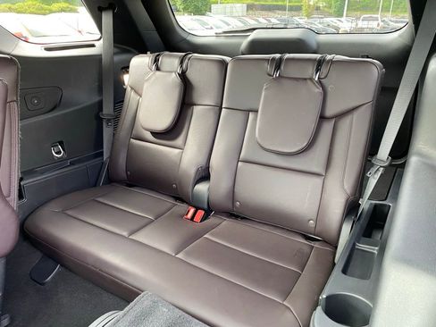 Used 2025 Ford Explorer Platinum w/ LUX Leather Package AWD/4WD image 26