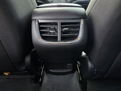 Used 2023 Chevrolet Malibu LT image 25