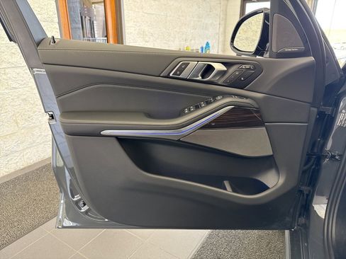 New 2026 BMW X7 xDrive40i w/ M Sport Package image 43