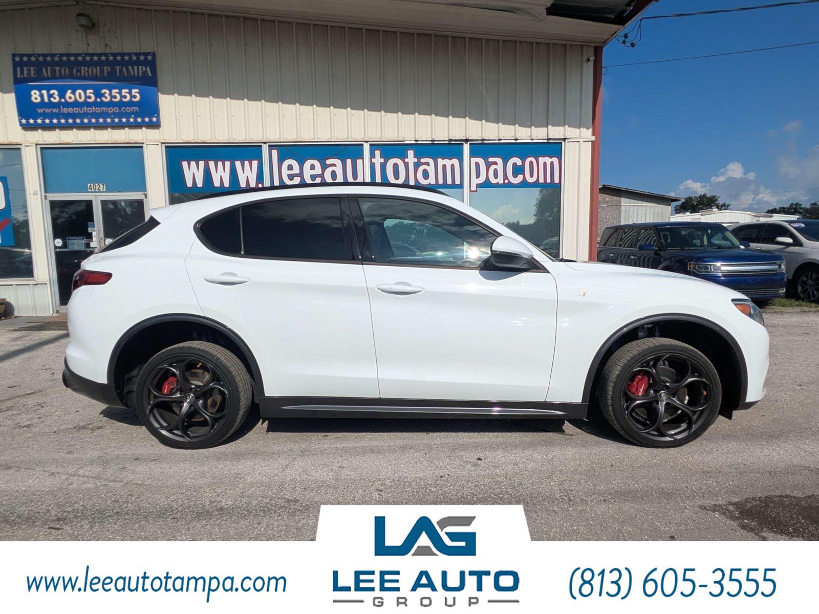 Used 2022 Alfa Romeo Stelvio Ti w/ Active Assist Plus Package AWD/4WD image 2