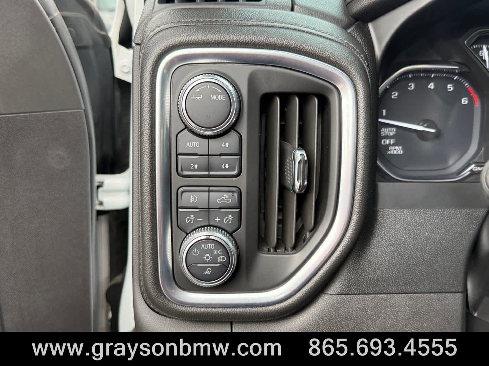 Used 2020 GMC Sierra 1500 SLT w/ SLT Premium Plus Package AWD/4WD image 26