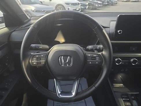 Used 2025 Honda CR-V Sport-L image 13