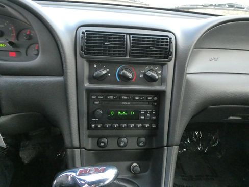 Used 2002 Ford Mustang GT image 19