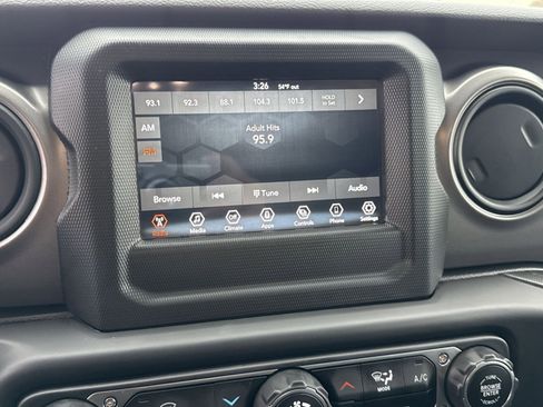 Used 2023 Jeep Wrangler Sport S image 18