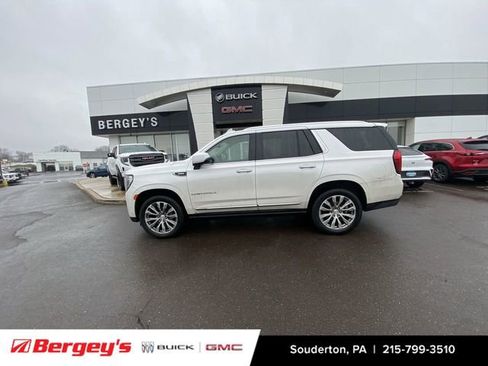Used 2021 GMC Yukon Denali w/ LPO, Illumination Package image 12