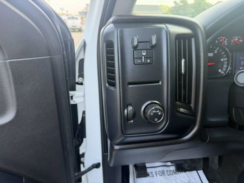 Used 2016 Chevrolet Silverado 2500 W/T w/ WT Convenience Package AWD/4WD image 17