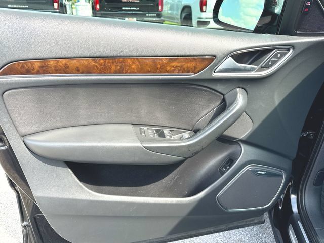 Used 2017 Audi Q3 2.0T Prestige w/ Prestige Package AWD/4WD image 23