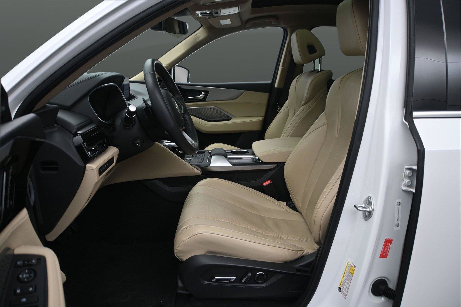 Used 2024 Acura MDX w/ Technology Package AWD/4WD image 7