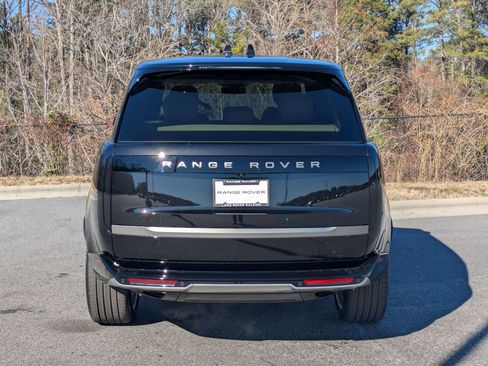 New 2026 Land Rover Range Rover SE image 6