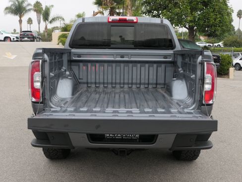 Used 2022 GMC Canyon AT4 image 4