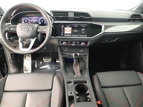 Certified 2025 Audi Q3 2.0T Premium Plus w/ Premium Plus Package image 18