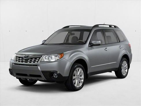 Used 2012 Subaru Forester 2.5X w/ Popular Pkg 1 AWD/4WD image 1
