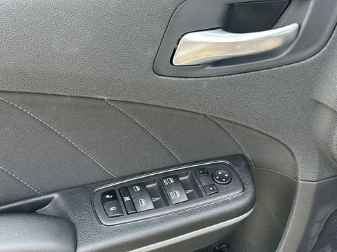 Used 2023 Dodge Charger SXT RWD image 16