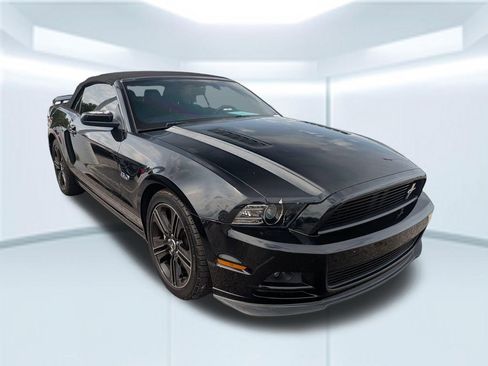 Used 2014 Ford Mustang GT Premium w/ Electronics Package RWD image 3
