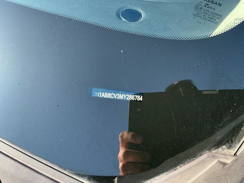 Used 2021 Nissan Sentra SV FWD image 30