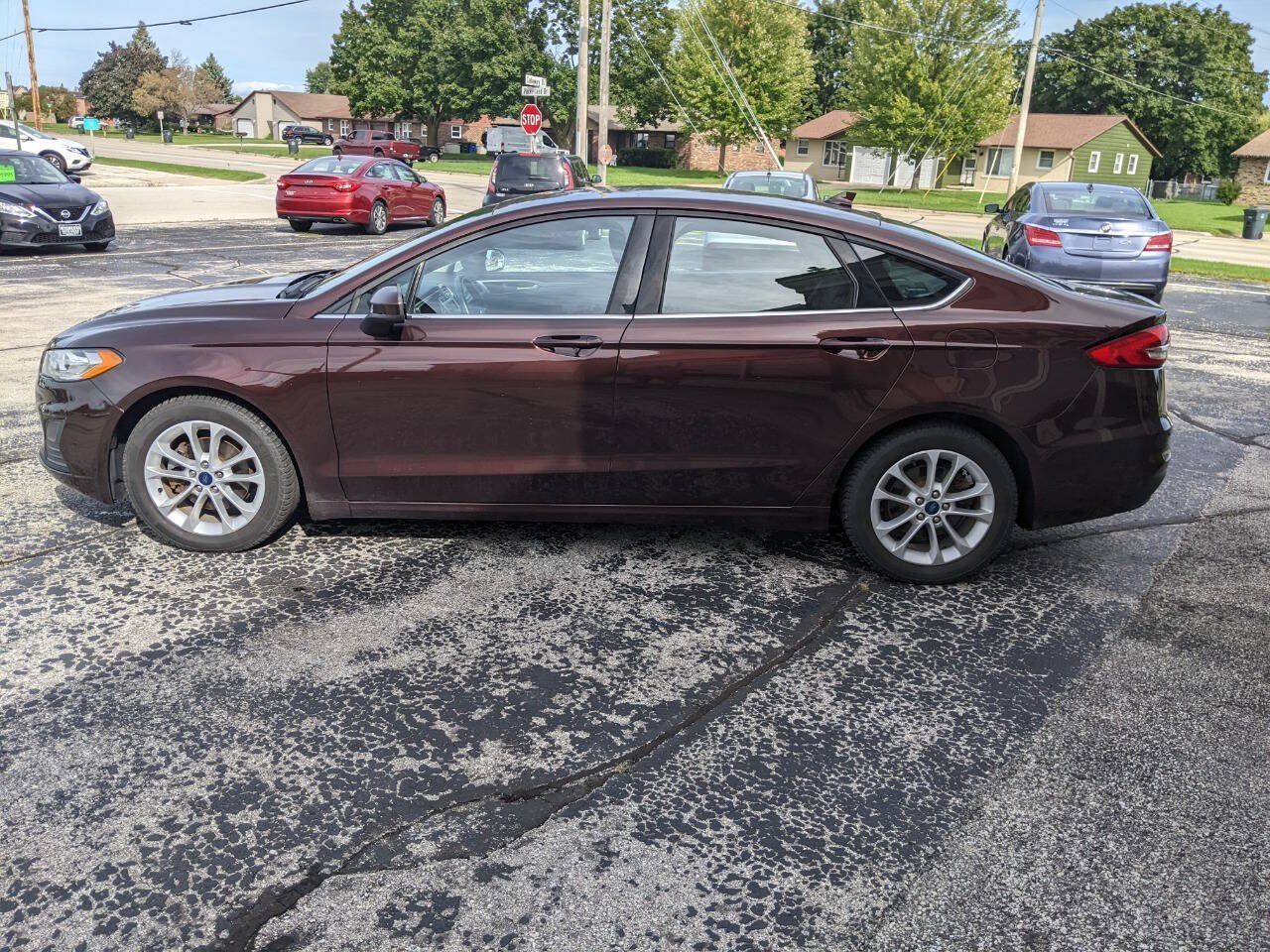 Used 2019 Ford Fusion SE FWD image 6