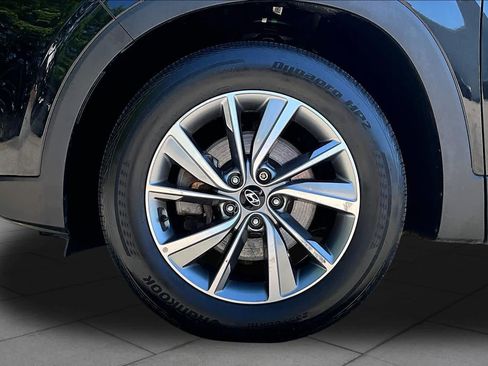 Used 2020 Hyundai Santa Fe SEL w/ Convenience + Premium Package AWD/4WD image 10