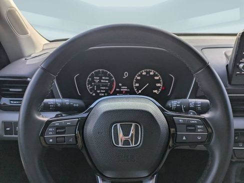 Used 2025 Honda Pilot EX-L image 29