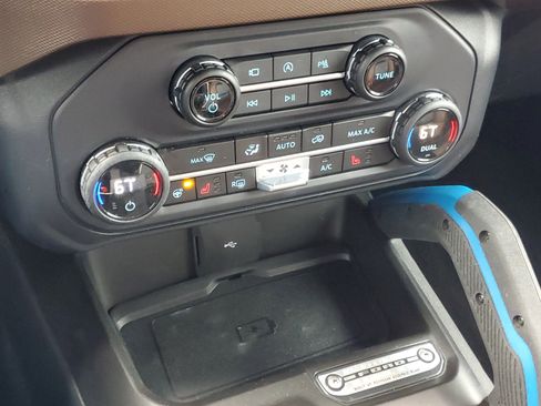 Used 2023 Ford Bronco Outer Banks image 18