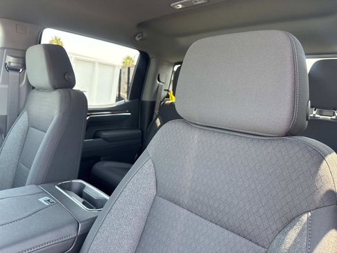 New 2026 GMC Sierra 1500 Elevation image 22